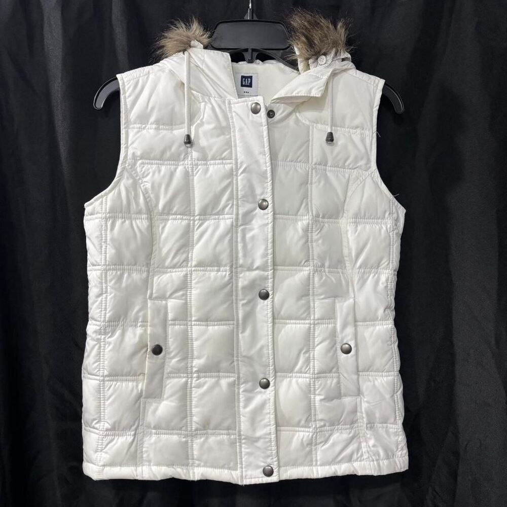 Gap Women's White Gilet